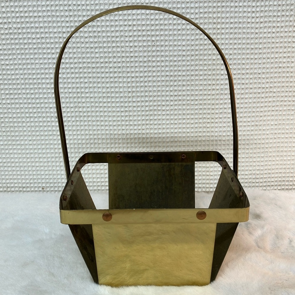 Brass fruit farm stand basket